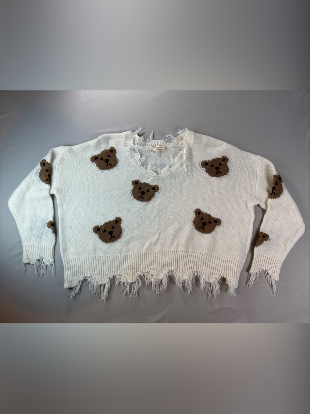 No Comment Bear White V-Neck Sweater Large Brown Bear Motifs Raw Hem Crop Boho
